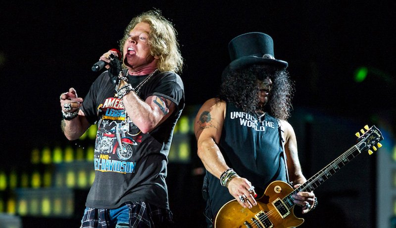 Ничего себе, у Guns N'Roses первая новая песня в классическом составе!