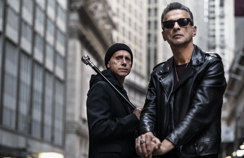 Вышел новый клип Depeche Mode и Антона Корбейна